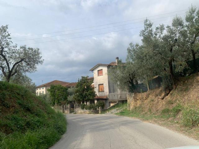 Villa Indipendente in vendita a Lamporecchio, Toscana