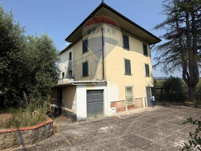 Villa Indipendente in vendita a Porciano, Lamporecchio