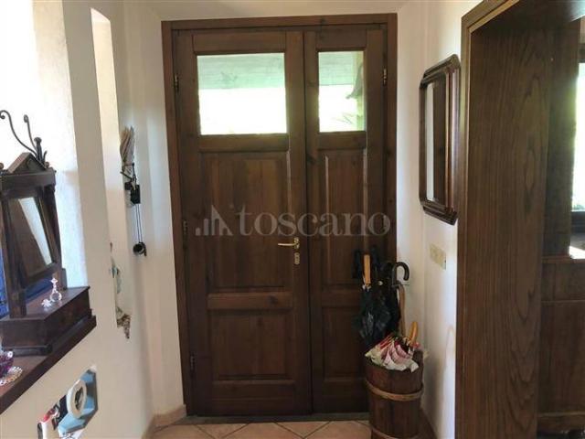 Villa Indipendente in vendita a Lamporecchio, Toscana