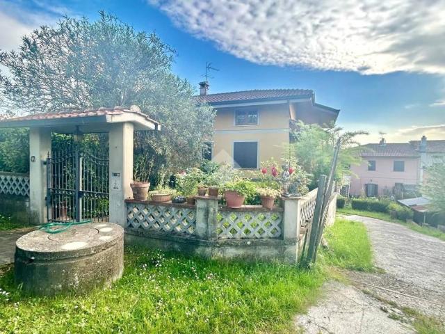 Villa Indipendente in vendita a Borgano, Lamporecchio