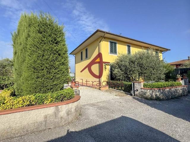 Villa Indipendente in vendita a Borgano, Lamporecchio