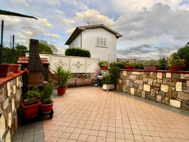 Villa Indipendente in vendita a Lamporecchio, Pistoia