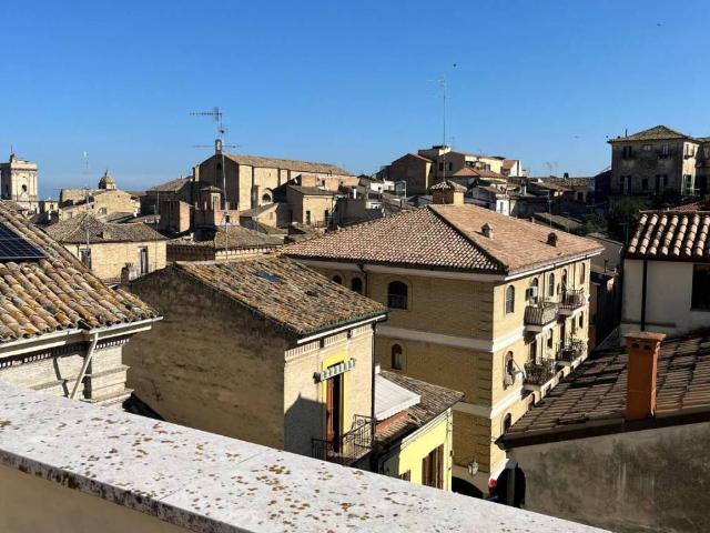 Villa Indipendente in vendita a Quartiere Trento e Trieste, Lanciano