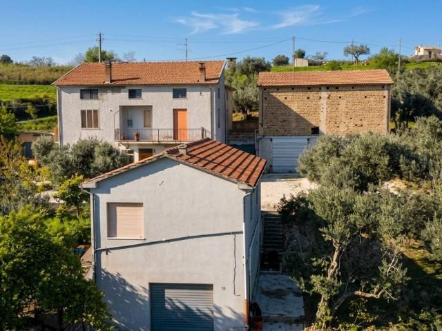 Villa Indipendente in vendita a Lanciano, Abruzzo