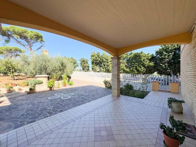 Villa Indipendente in vendita a Treglio, Abruzzo