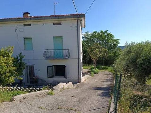 Villa Indipendente in vendita a Lanciano, Abruzzo