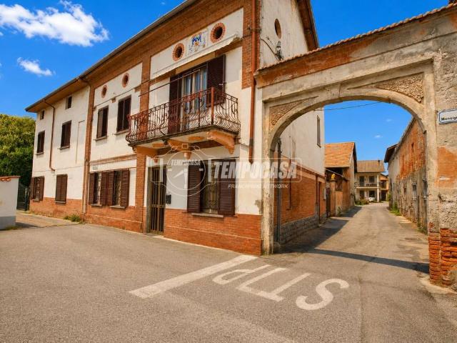 Villa Indipendente in vendita a Piemonte, Novara