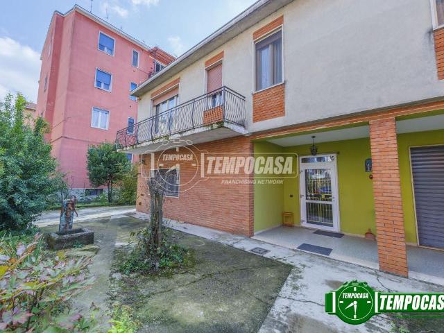 Villa Indipendente in vendita a Landriano, Lombardia