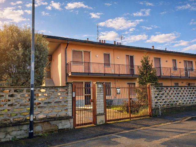 Villa Indipendente in vendita a Landriano, Lombardia