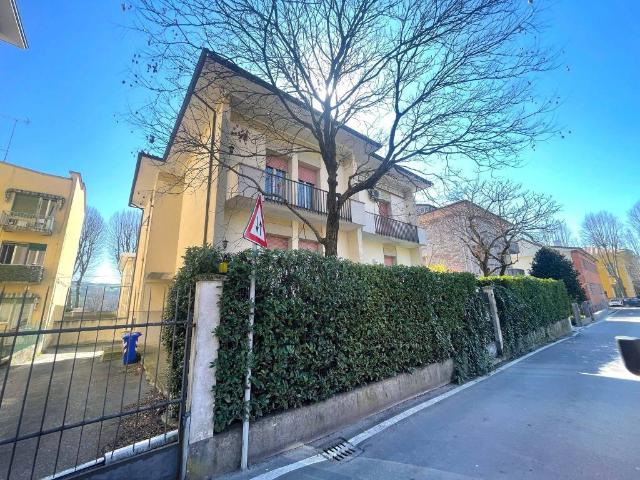 Villa Indipendente in vendita a Mattaleto, Langhirano