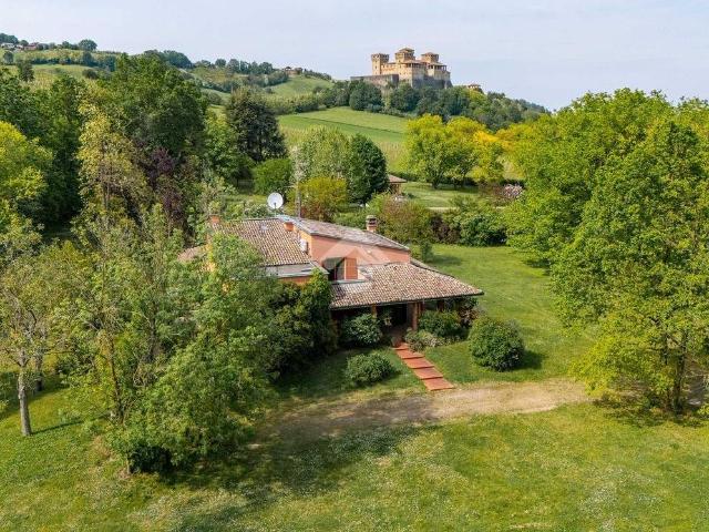 Villa Indipendente in vendita a Langhirano, Reggio Emilia