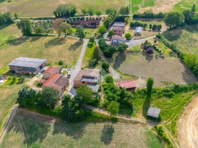 Villa Indipendente in vendita a Langhirano, Reggio Emilia