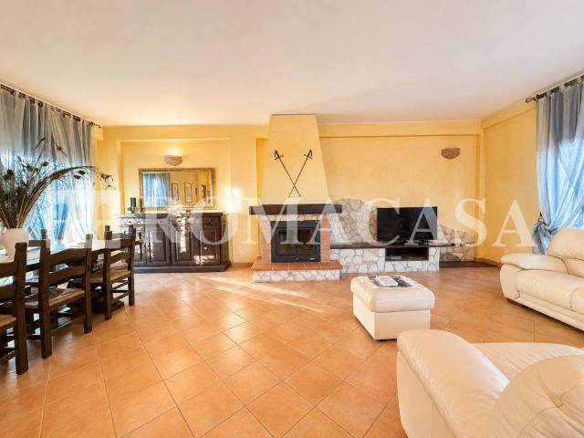 Villa Indipendente in vendita a Roma Capitale, Lazio