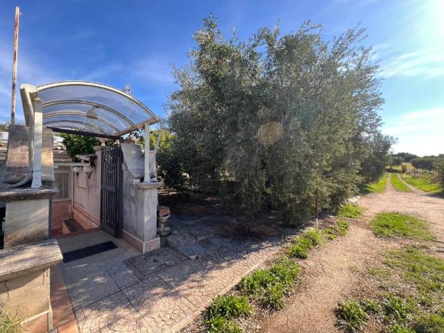 Villa Indipendente in vendita a Lanuvio, Roma Capitale