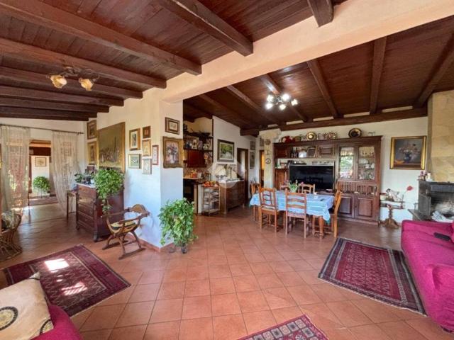 Villa Indipendente in vendita a Lanuvio, Roma Capitale