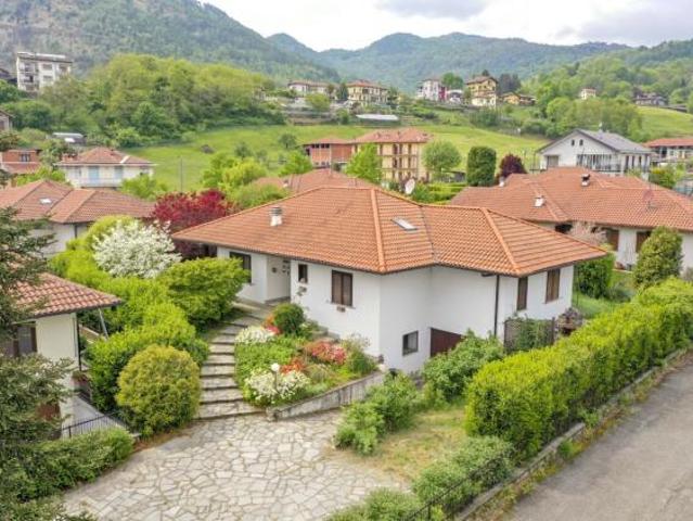 Villa Indipendente in vendita a Unione Montana di Comuni delle Valli di Lanzo, Ceronda e Casternone, Piemonte