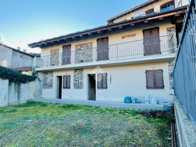 Villa Indipendente in vendita a Unione Montana di Comuni delle Valli di Lanzo, Ceronda e Casternone, Piemonte