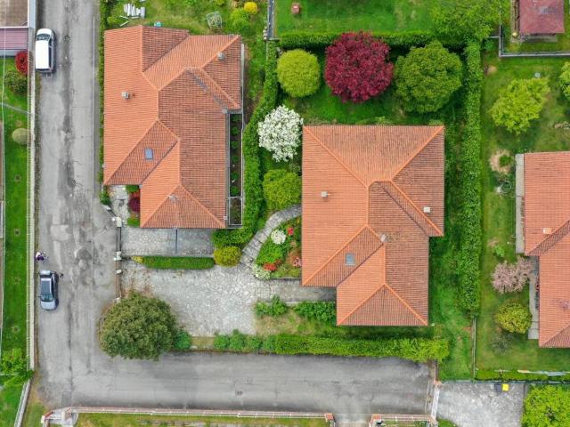 Villa Indipendente in vendita a Unione Montana di Comuni delle Valli di Lanzo, Ceronda e Casternone, Piemonte