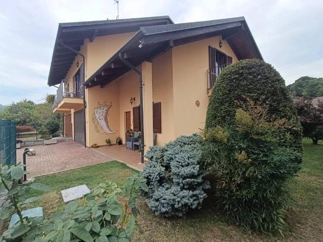 Villa Indipendente in vendita a Unione Montana di Comuni delle Valli di Lanzo, Ceronda e Casternone, Piemonte