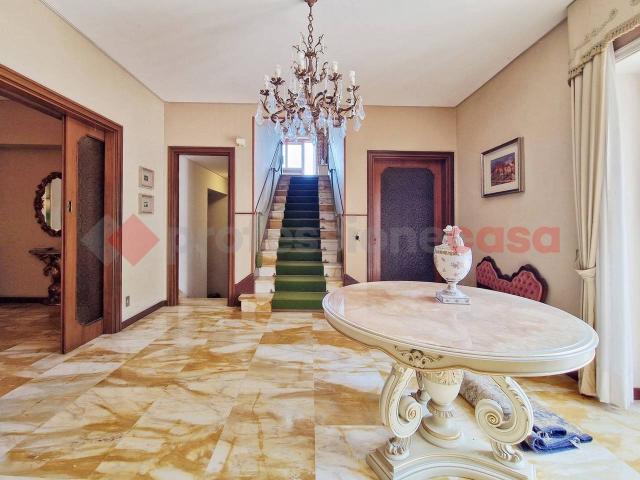 Villa Indipendente in vendita a Tornimparte, Abruzzo