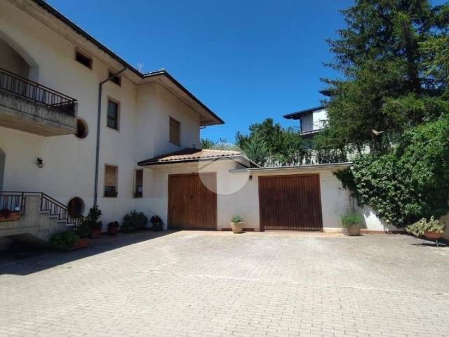 Villa Indipendente in vendita a Gignano, Tornimparte