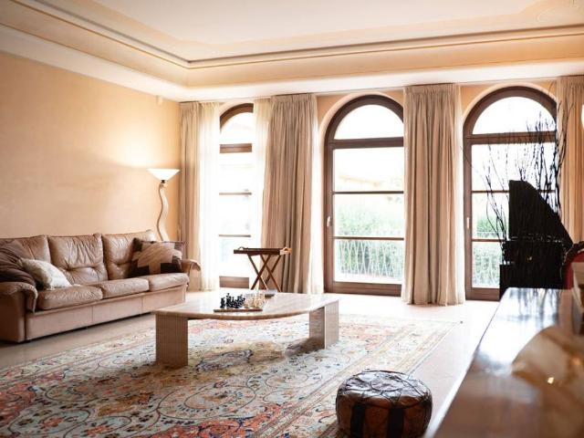 Villa Indipendente in vendita a Sant'Elia, Tornimparte