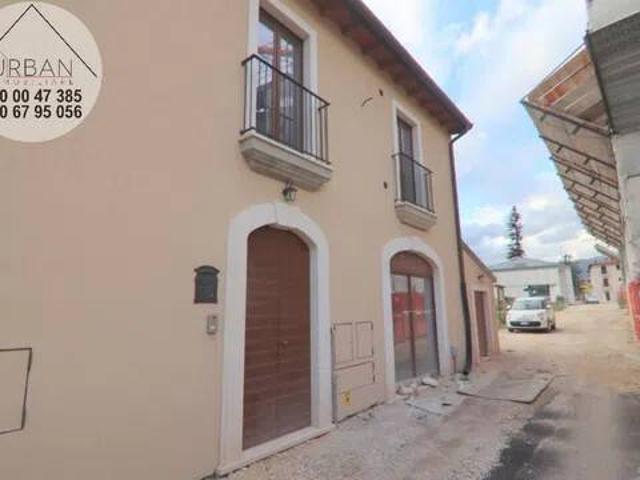 Villa Indipendente in vendita a Onna, L'Aquila