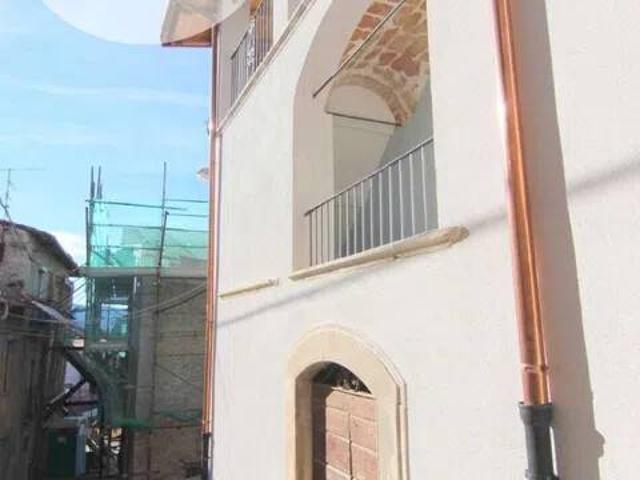 Villa Indipendente in vendita a Paganica, L'Aquila