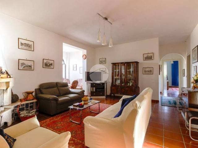 Villa Indipendente in vendita a Tornimparte, Abruzzo