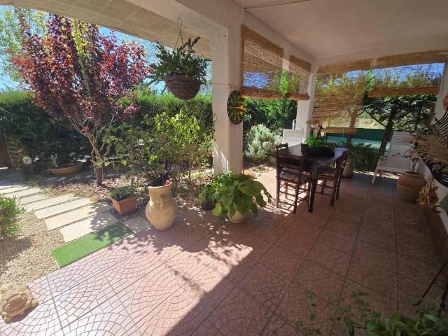Villa Indipendente in vendita a Tornimparte, Abruzzo