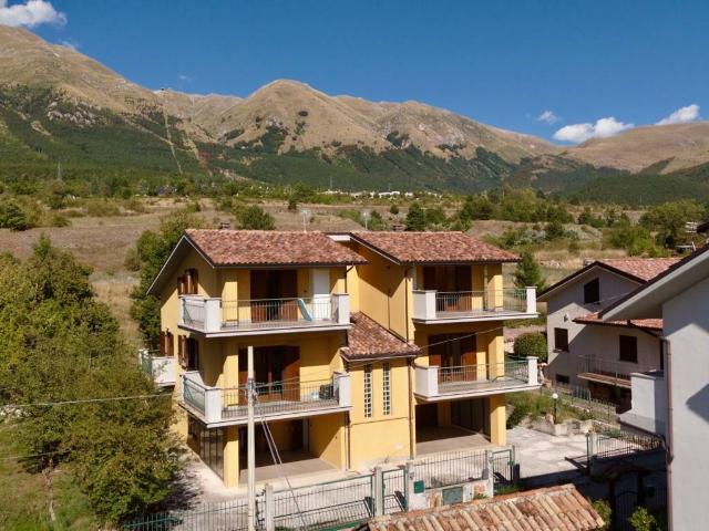 Villa Indipendente in vendita a Progetto CASE di Assergi, L'Aquila