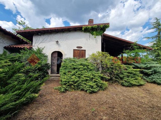 Villa Indipendente in vendita a Tornimparte, Abruzzo