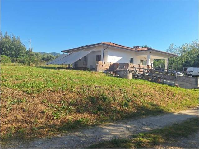 Villa Indipendente in vendita a Larciano, Toscana