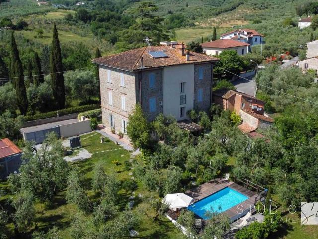 Villa Indipendente in vendita a Larciano, Toscana