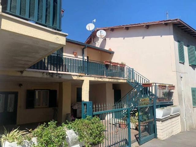 Villa Indipendente in vendita a Valle Mazzone, Roma Capitale