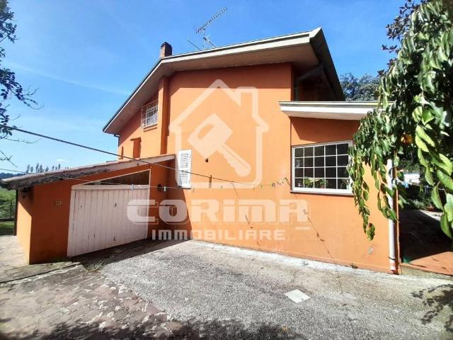 Villa Indipendente in vendita a Valle Mazzone, Roma Capitale