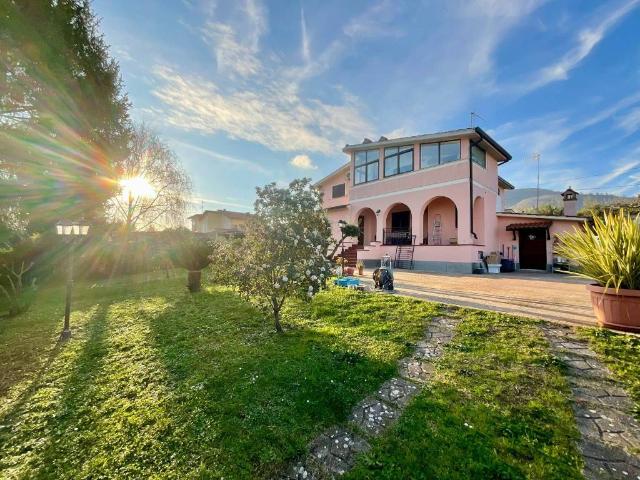 Villa Indipendente in vendita a Roma Capitale, Lazio