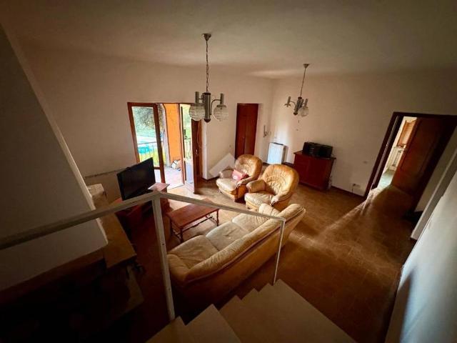 Villa Indipendente in vendita a Colle Angeloni, Roma Capitale