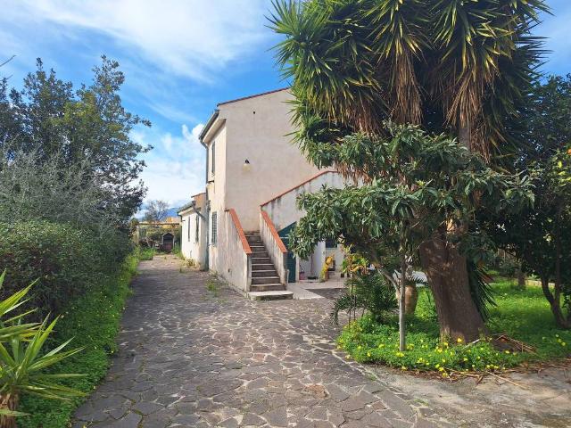 Villa Indipendente in vendita a Lascari, Sicilia