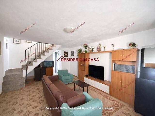 Villa Indipendente in vendita a Lascari, Sicilia