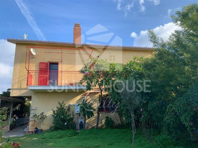 Villa Indipendente in vendita a Lascari, Sicilia