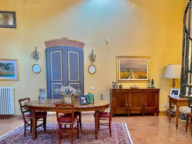 Villa Indipendente in vendita a Stagno, Lastra A Signa