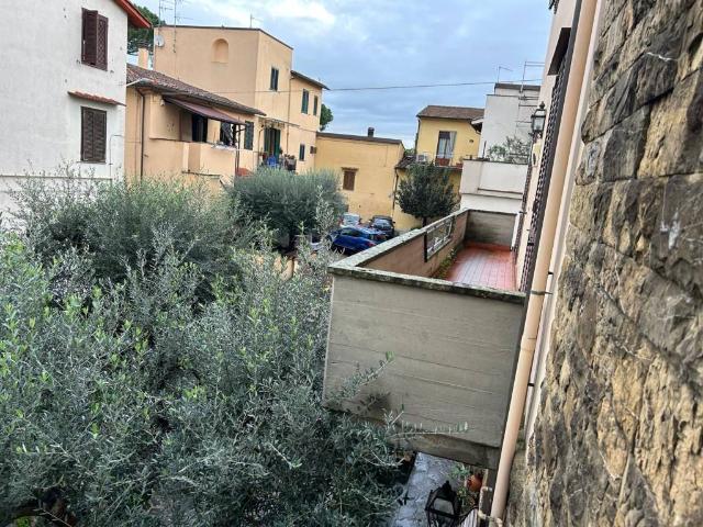 Villa Indipendente in vendita a Calcinaia, Lastra A Signa