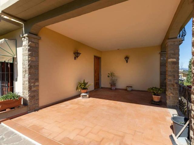Villa Indipendente in vendita a San Martino a Gangalandi, Lastra A Signa