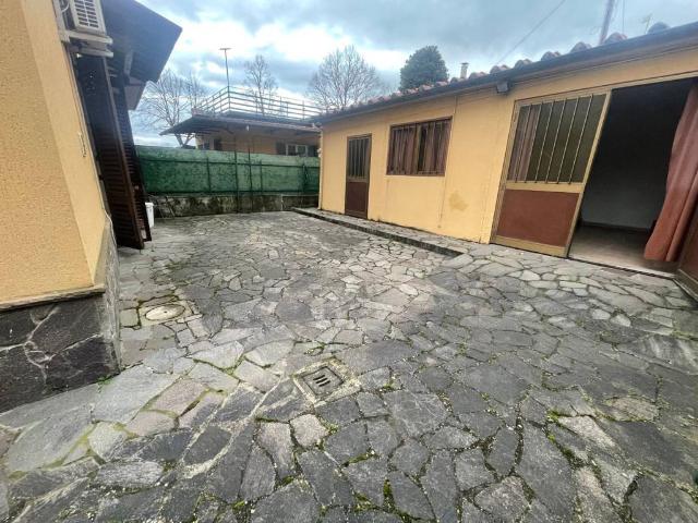 Villa Indipendente in vendita a Lastra A Signa, Toscana