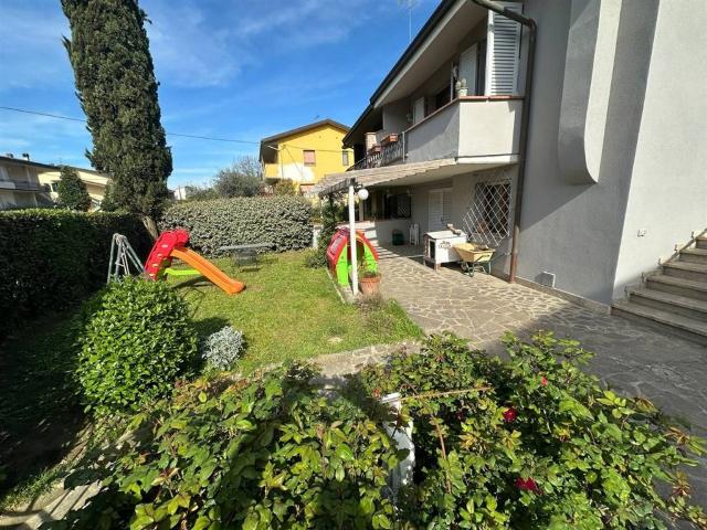 Villa Indipendente in vendita a Lastra A Signa, Toscana