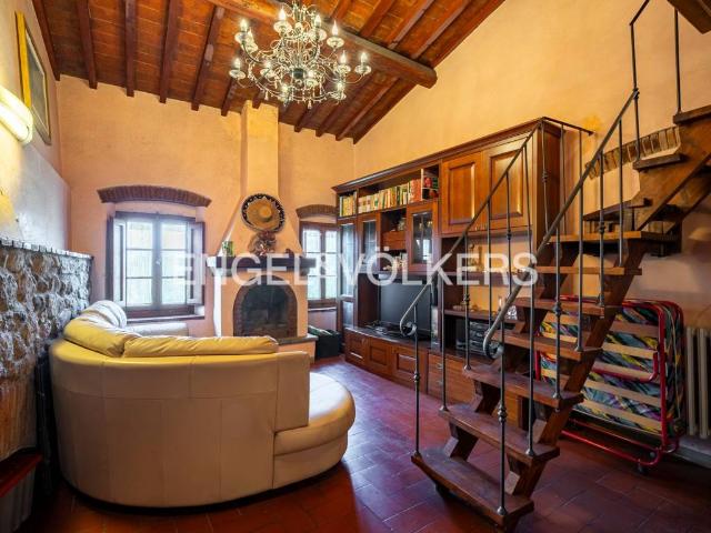 Villa Indipendente in vendita a Lastra A Signa, Toscana
