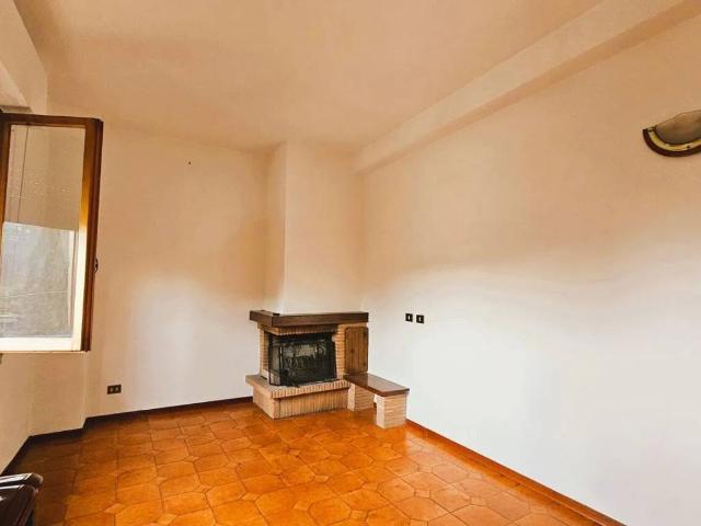 Villa Indipendente in vendita a Laterina Pergine Valdarno, Laterina