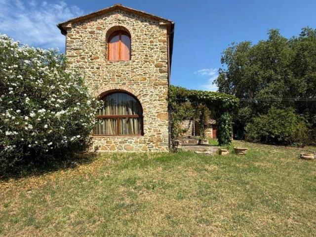 Villa Indipendente in vendita a Laterina Pergine Valdarno, Pergine Valdarno