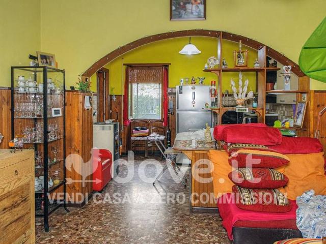 Villa Indipendente in vendita a Latina, Lazio